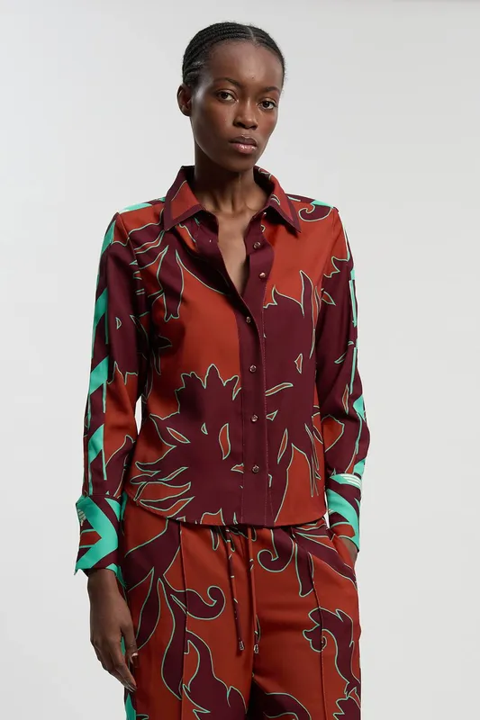 Karen Millen Women's Western Printed Twill Woven Shirt in Maroon Size: 6 - Maroon