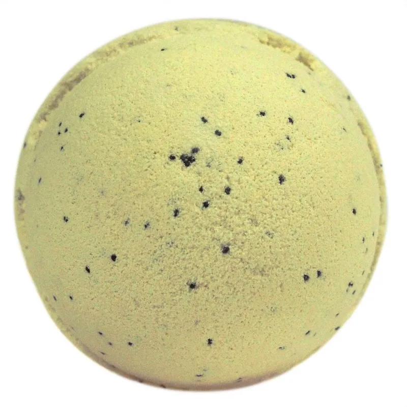 Kdmd Unisex Simply Vanilla Bath Bomb in Yellow Yellow female