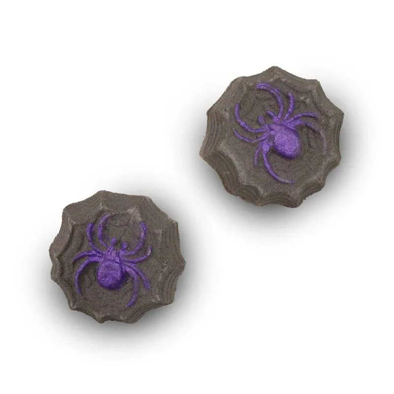 Kdmd Unisex Spider Hallloween Bath Bomb 60g in Grey Grey female