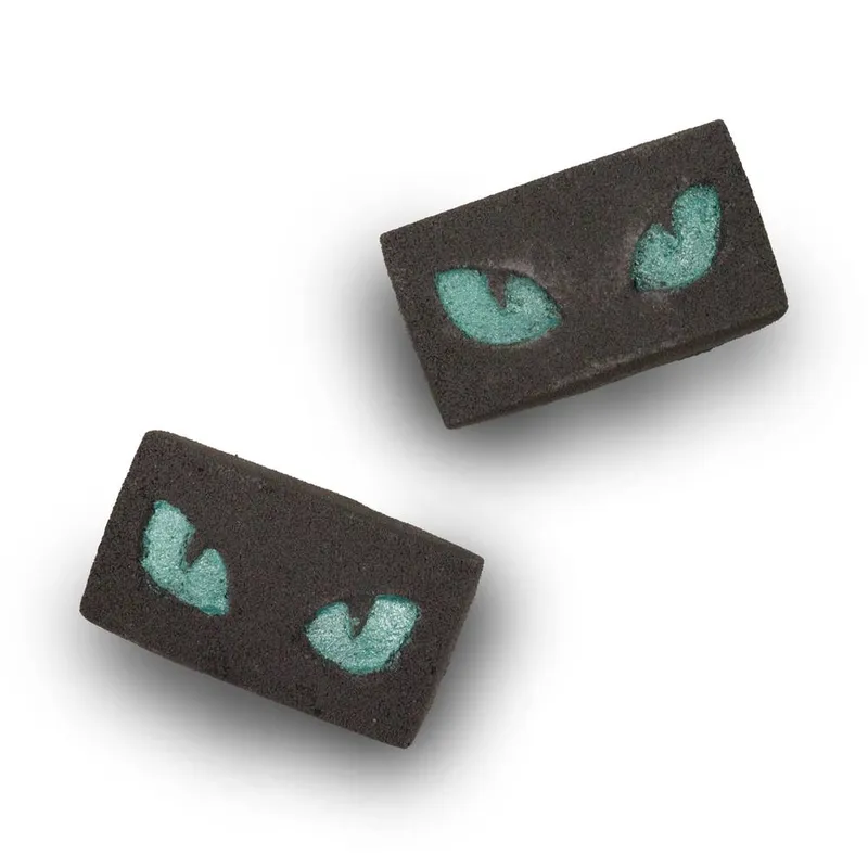 Kdmd Unisex Cats Eyes Halloween Bath Bomb 80g in Black Black female