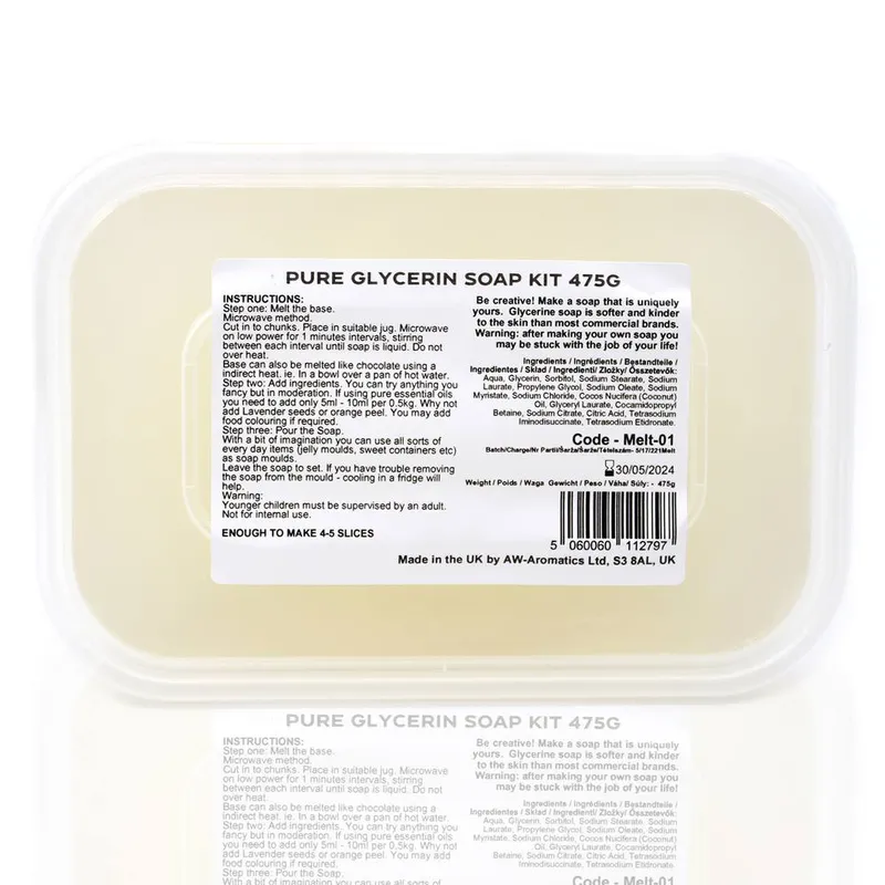 Kdmd Unisex Melt & Pour 475g Soap Kit in Cream Cream One Size female