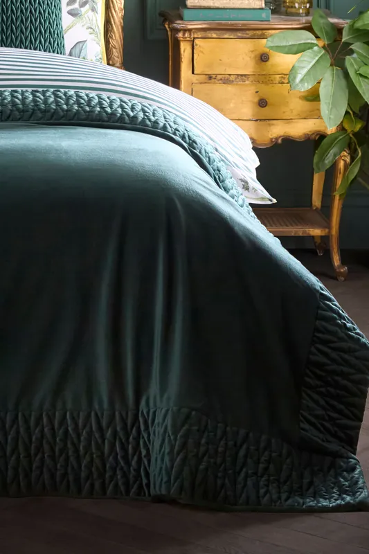 Laurence Llewelyn-Bowen 'Siena' Quilted Velvet Bedspread in Bottle Green - Bottle Green