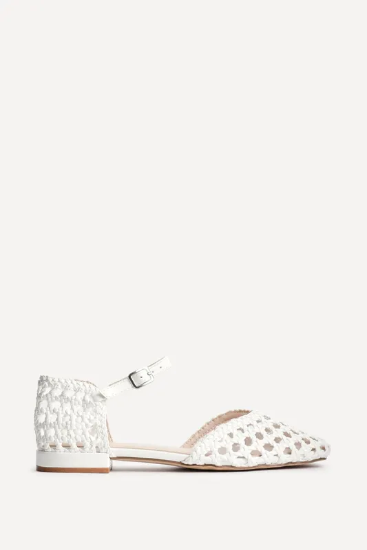 Linzi Women's Suki White Woven Sandals Size: 7-Standard Fit White 7-Standard Fit