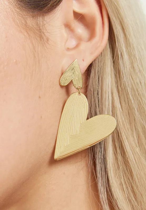 Liquorish Women's Gold Statement Heart Drop Earrings - Gold