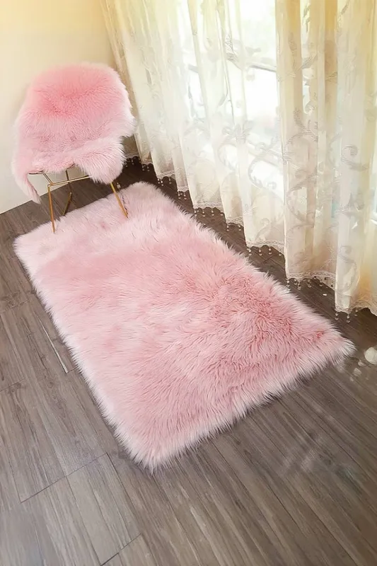 Living and Home 60Cm x 90Cm Handmade Shag Pink Rug Size: 60 cm x 90 cm Pink 60 cm x 90 cm