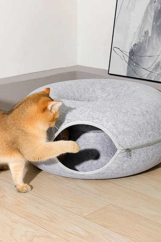Living and Home Round Felt Cat Tunnel Bed in Grey - Grey