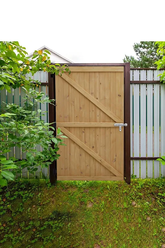 Living and Home Pine Wood Garden Gate with Latch in Natural - Natural