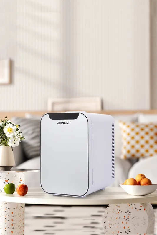 Living and Home Unisex White 18L Dual-Use Mini Refrigerator White female