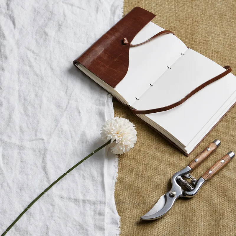 Hill Interiors Chrysanthemum Stem - Plastic - H29 cm - White