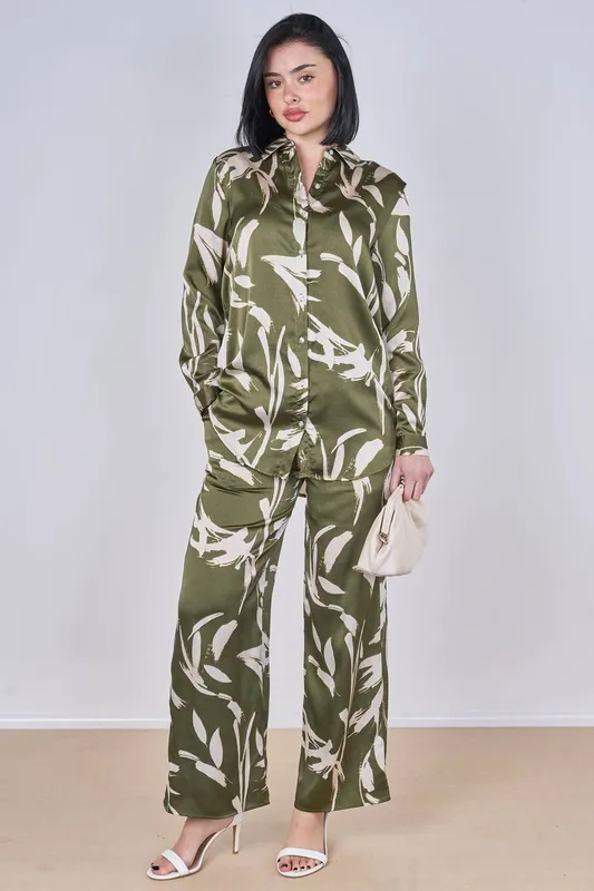Love Sunshine Women's Olive Abstract Leaf Print Co-Ord Set Size: 8 - Olive