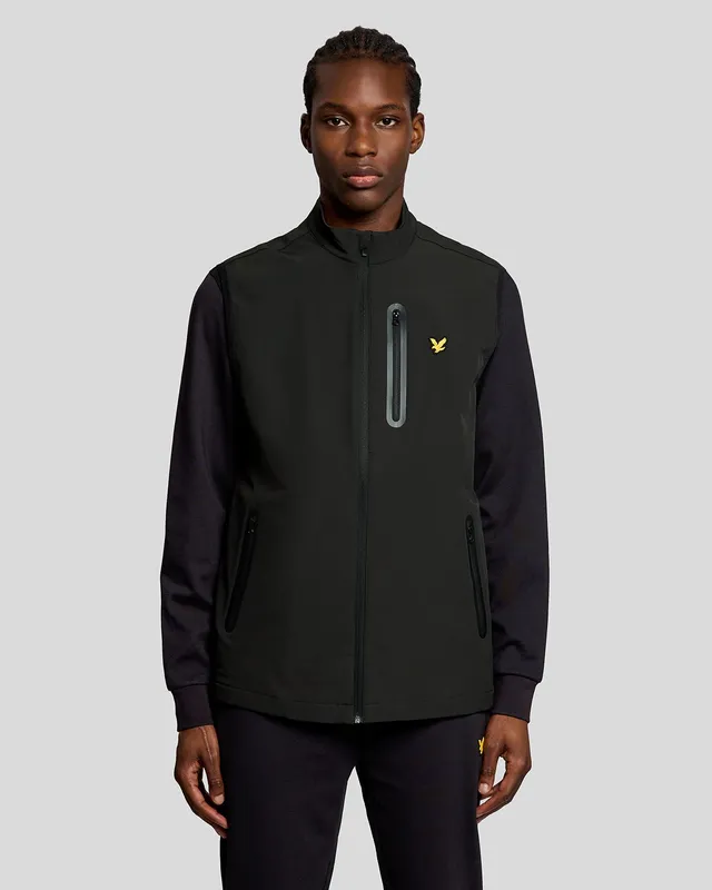 Lyle & Scott Men's Sports Performance Gilet in Black