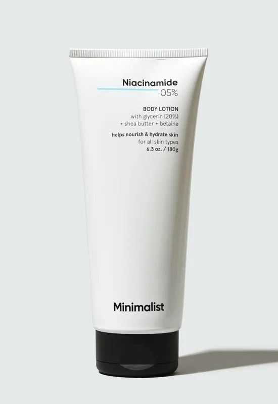 Minimalist Niacinamide 05% Body Lotion 180g in White - White