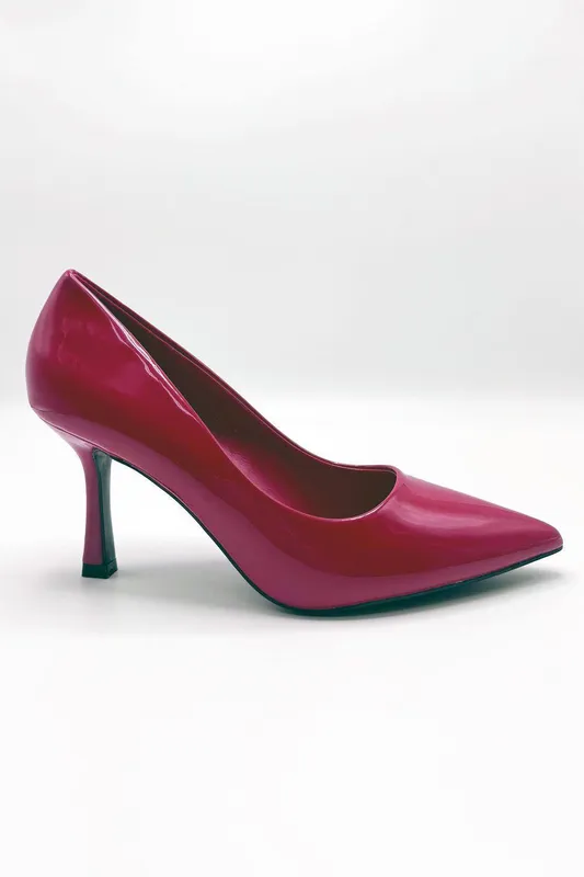 Miss Diva Women's Aradia Mid Court Shoe Heels in Red Size: 5 - Red