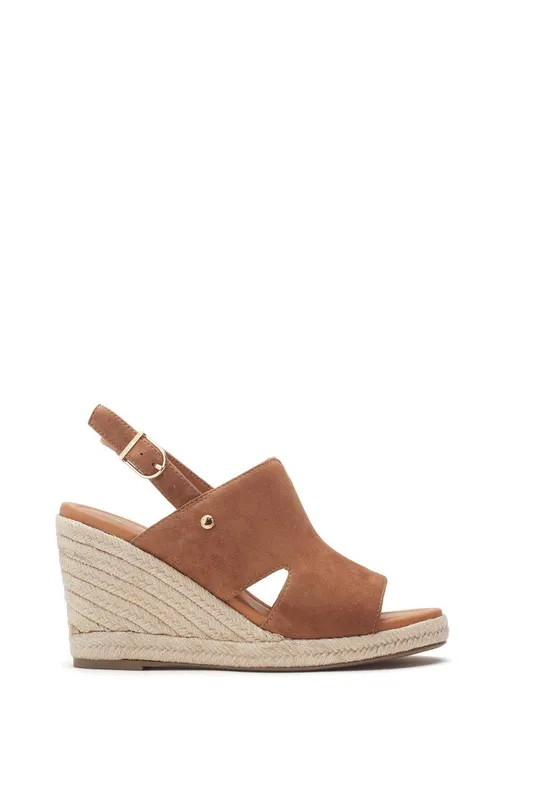 Moda In Pelle Women's 'Kanji' Suede Wedges in Tan Size: 6 Tan female