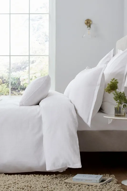 Murmur Ari Super Kingsize Duvet Cover, White