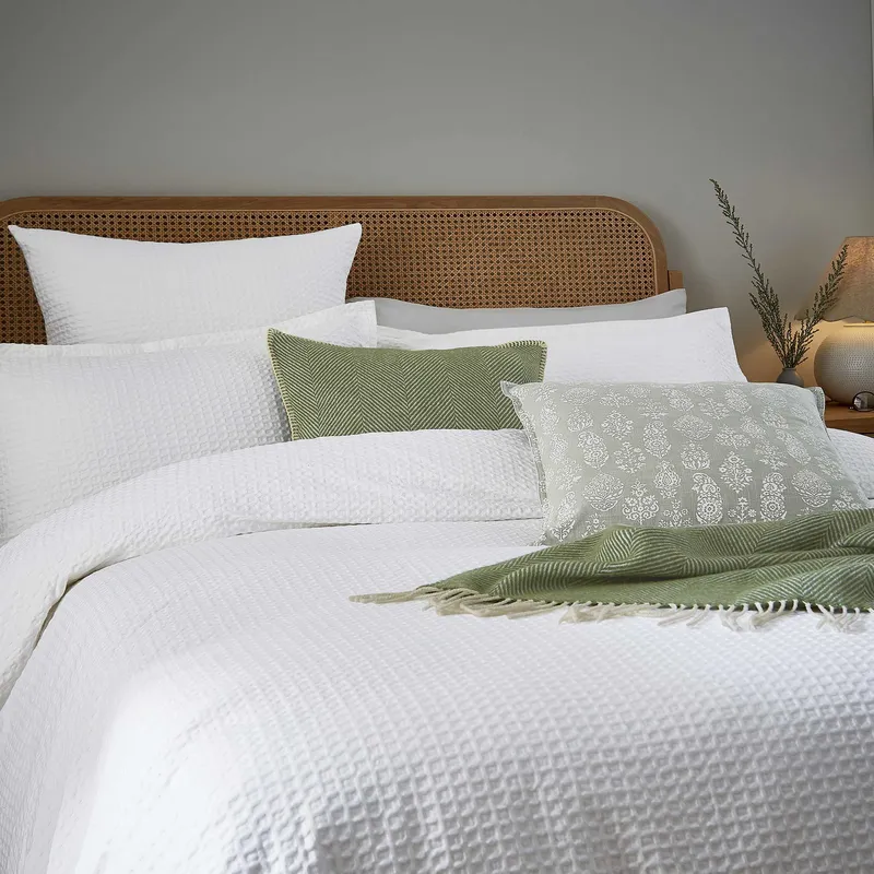Murmur 'Lida' Cotton Duvet Cover Set in White Size: Double White Double