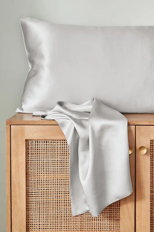 Murmur Silk Standard Pillowcase, Cloud Grey