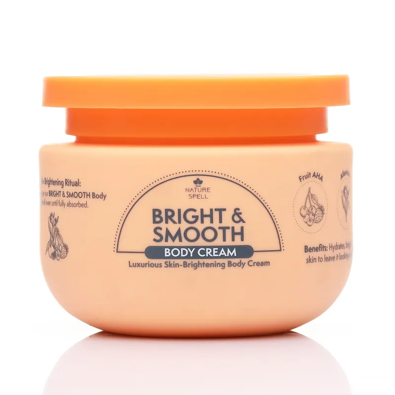 Nature Spell Bright & Smooth body cream 250ml in Orange - Orange