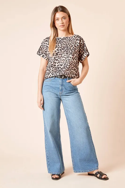 Dorothy Perkins Women's Leopard Roll Sleeve Blouse Size: 10 - Leopard