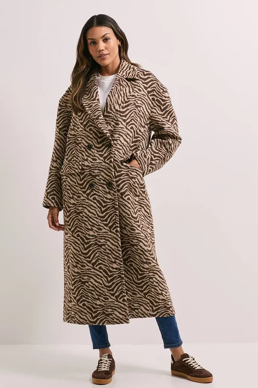 Dorothy Perkins Women's Wide Collar Animal Print Coat Size: 10 - Animal