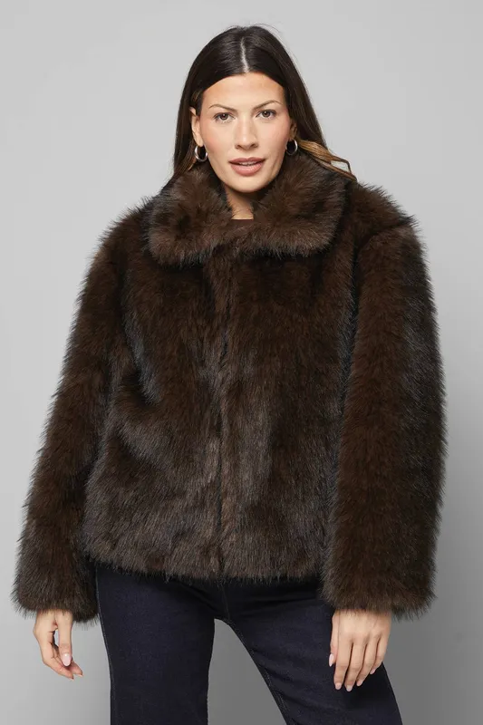 Wallis Women's Zip Through Short Fur Coat in Chocolate Size: 16 - Chocolate
