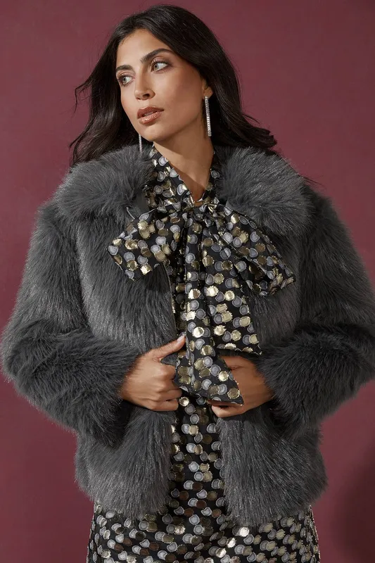 Wallis Women's Zip Through Short Fur Coat in Grey Size: 14 - Grey - Size: 14