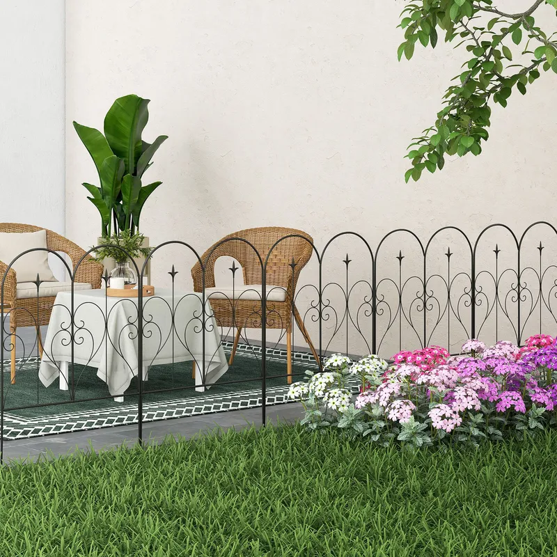 Outsunny - 5PCs Decorative Garden Fencing 32in x 10ft Metal Border Edging