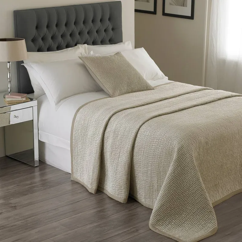 Paoletti Brooklands Quilted Bedspread in Gold Gold