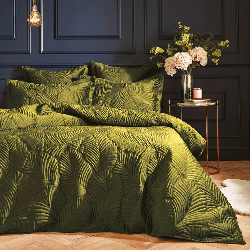 Paoletti Palmeria Quilted Velvet Duvet Cover Set - Green - Size Single