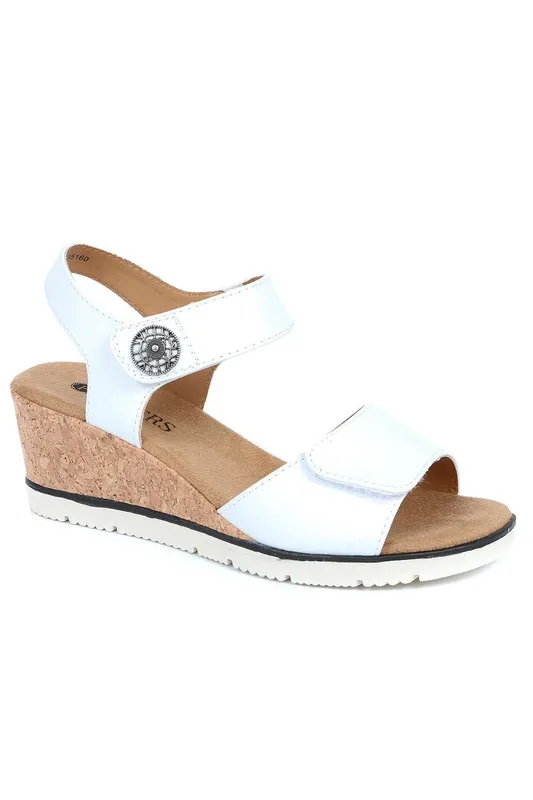 Pavers Women's Adjustable Wedge Sandals in White Size: 6 - White