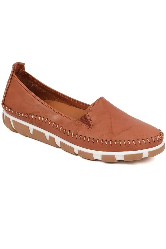 Pavers Women's Slip-On Leather Pumps in Tan Size: 7 - Tan - Size: 7
