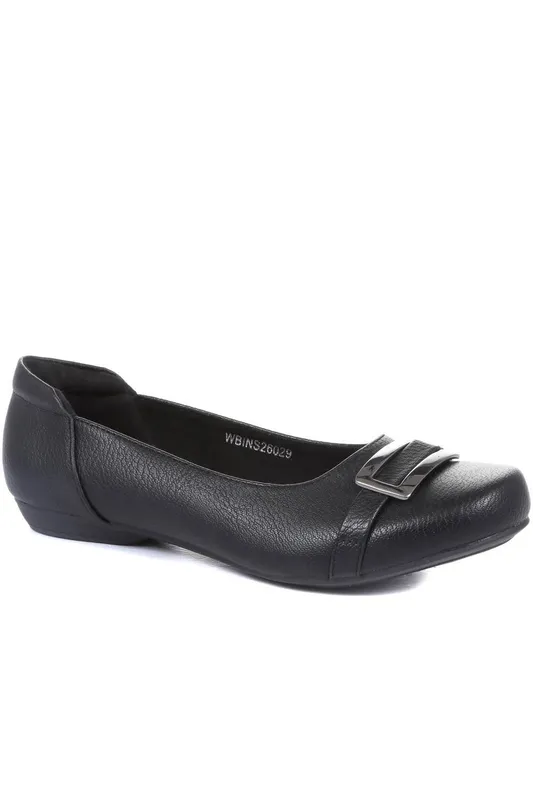 Pavers Women's Slip On Pump in Black Size: 6 Black