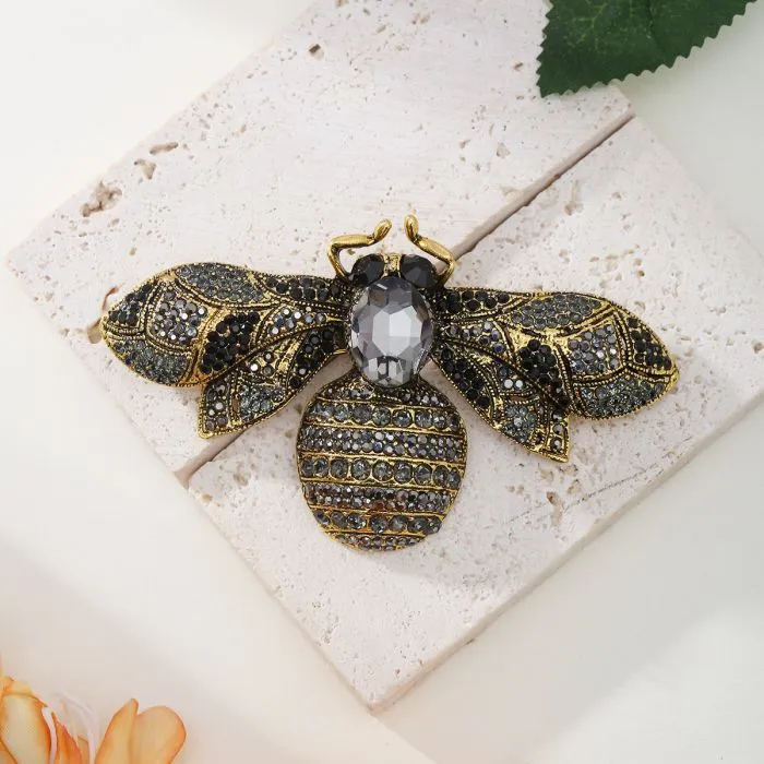 Peach Accessories Women's Crystal Bee Brooch in Black - Black