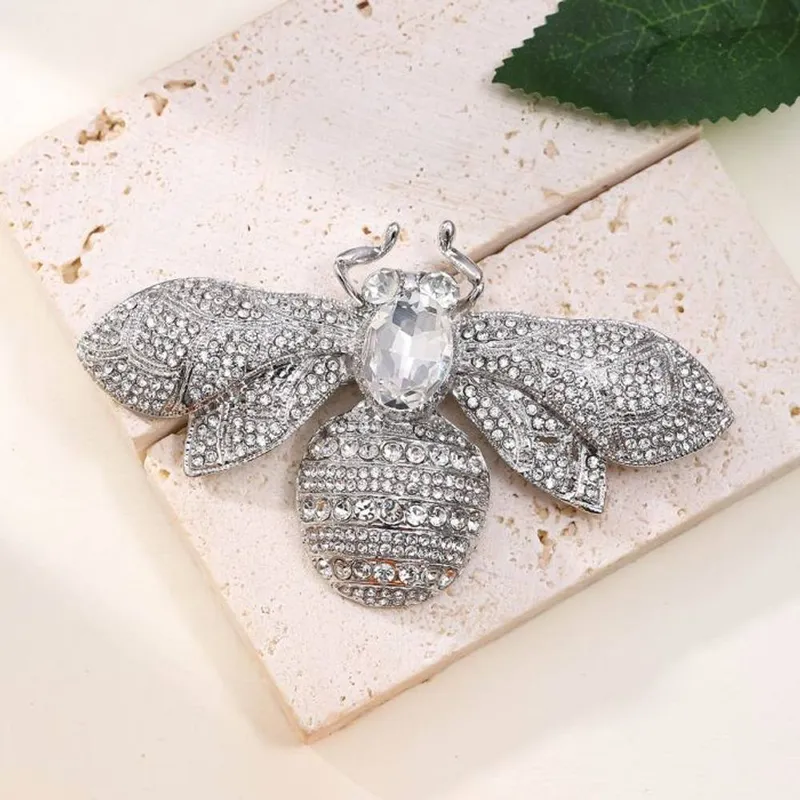 Peach Accessories Women's Crystal Bee Brooch in Silver - Silver - Size: One Size