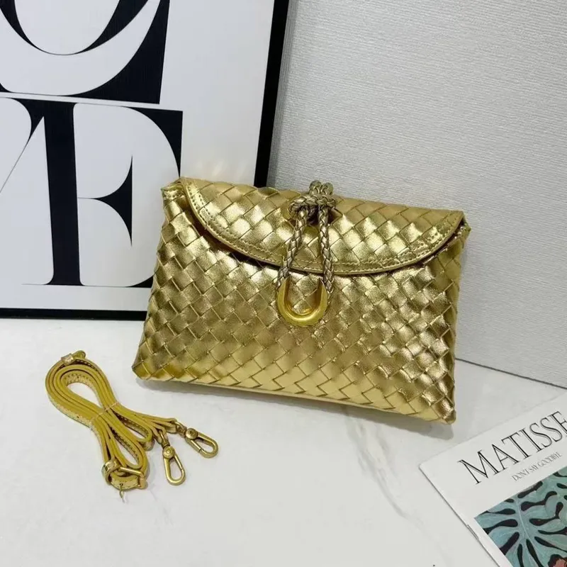 Peach Accessories Women's Woven Crossbody Bag w/ Gold Accent Gold female