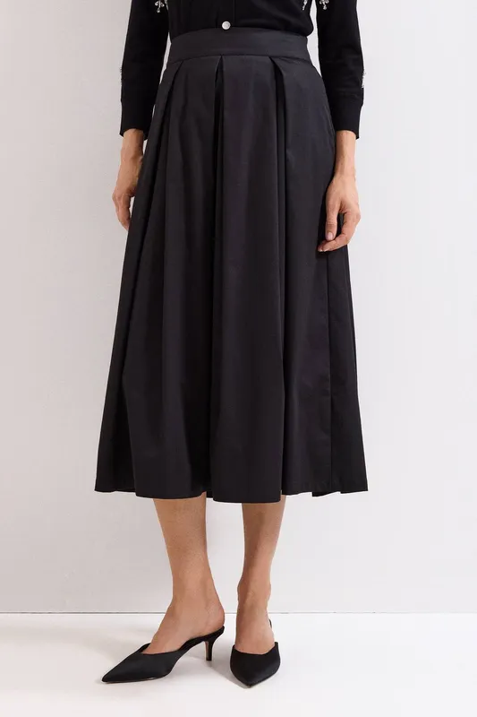 Phase Eight Women's Trinity Skirt in Black Size: 8 Black 8 female