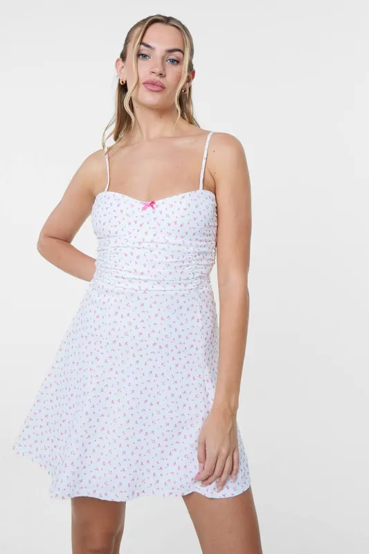 Pink Vanilla Women's White Ruched Skater Dress Size: 8 - White