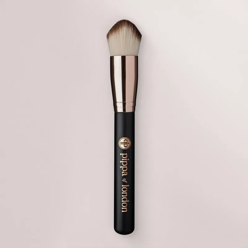 Pippa of London Unisex Studio FX Foundation Brush in Black Black One Size female