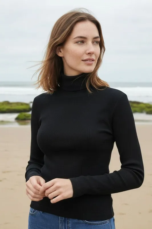 Rapanui Women's Ribbed Turtleneck Top - - Size: 18