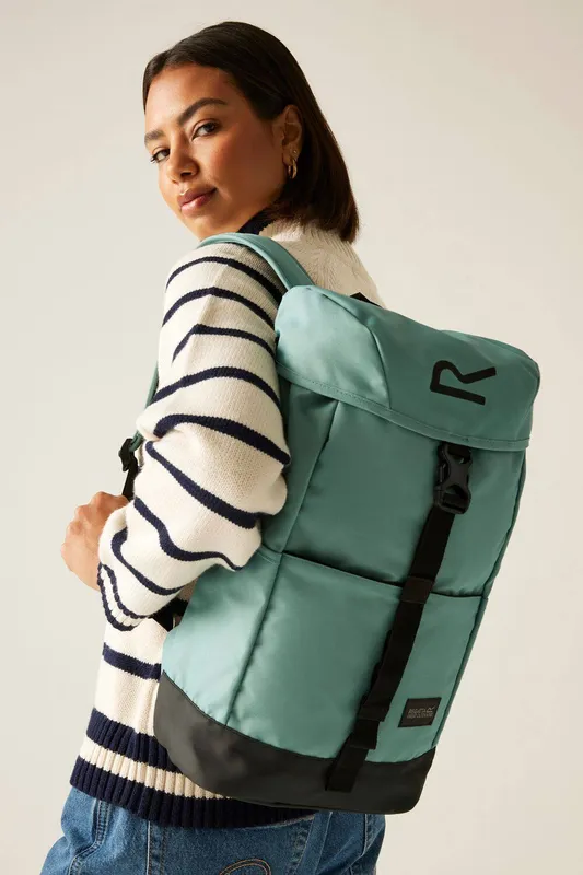 Regatta Unisex Shilton 2 15L Backpack in Teal Teal One Size female