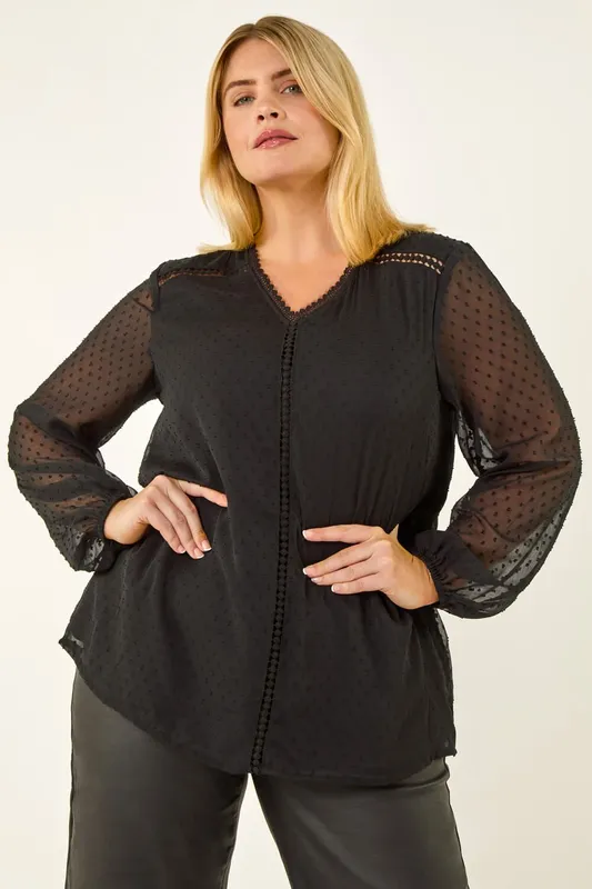 Roman Women's Curve Textured V-Neck Top in Black Size: 18 Black 18