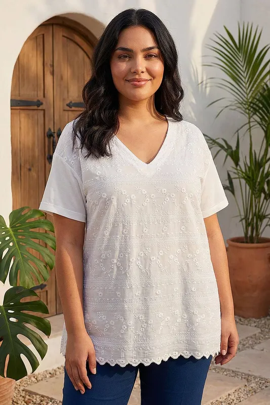Roman Women's Curve Textured V-Neck Top in Ivory Size: 20 - Ivory