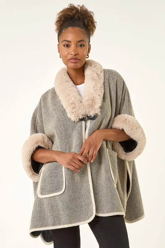 Roman Women's Faux Fur Pocket Poncho in Light Grey - Light Grey