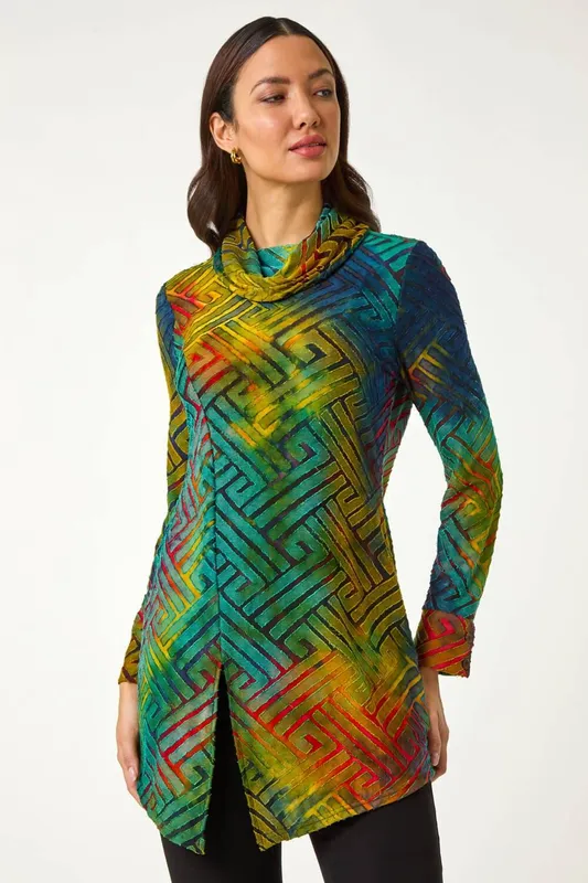 Roman Women's Geometric Textured Tunic in Red Size: 20 Red female