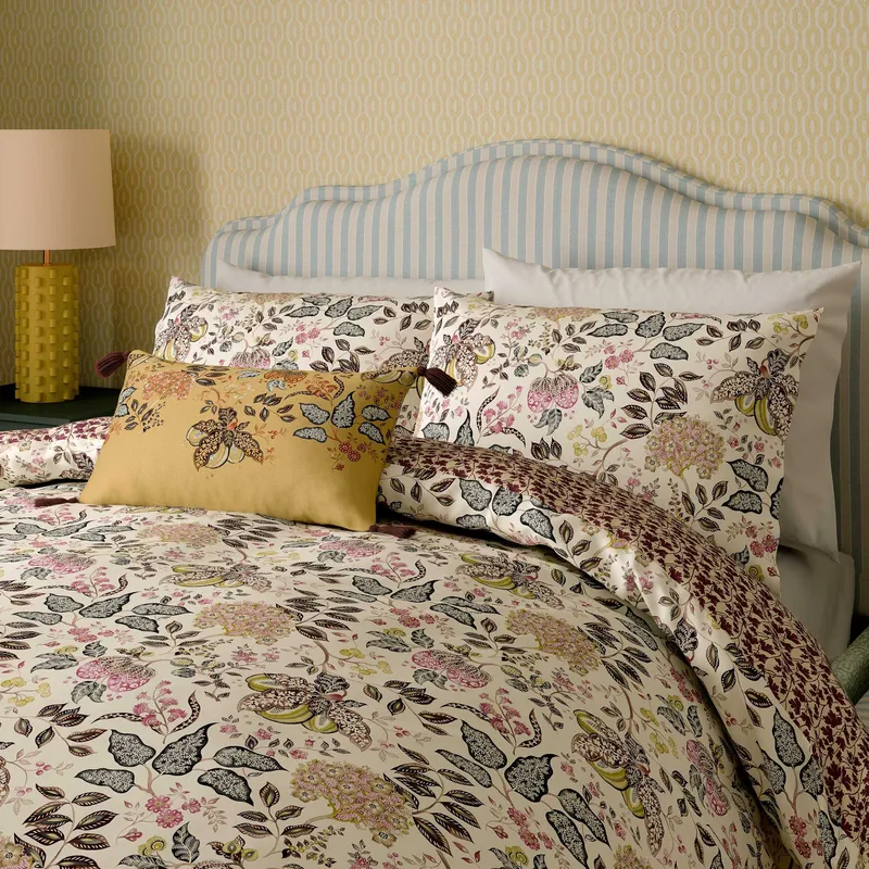 Sanderson Madagascar Double Duvet Cover Set, Damson