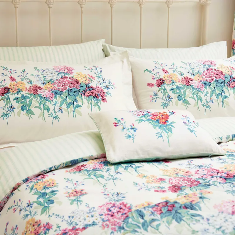 Sanderson 'Sweet Williams' Cotton Duvet Cover Set Size: Super King - Multicolor - Size: Super King