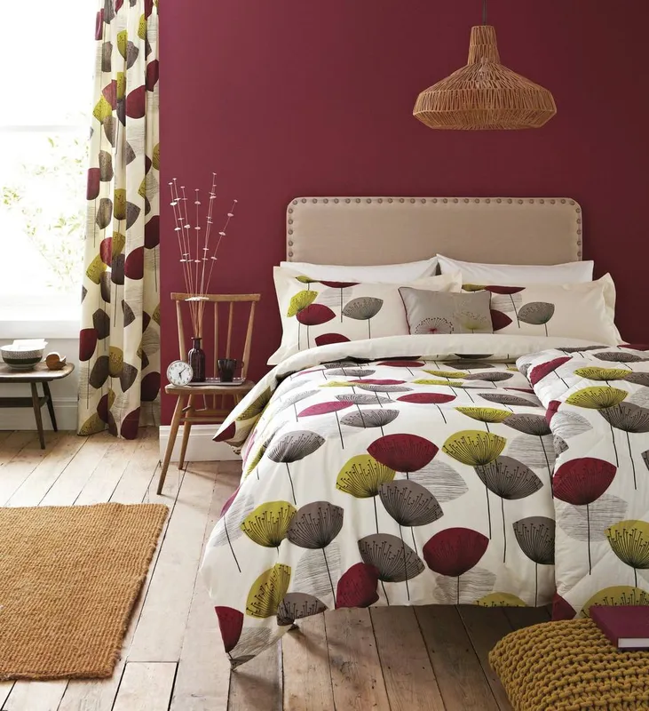 Sanderson Dandelion Clocks Super Kingsize Duvet Cover Set, Blackcurrant