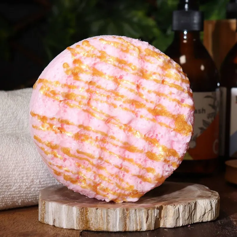 Serenityy Unisex Butter Bubble Soap Sponge - Pink Charlotte Pink female