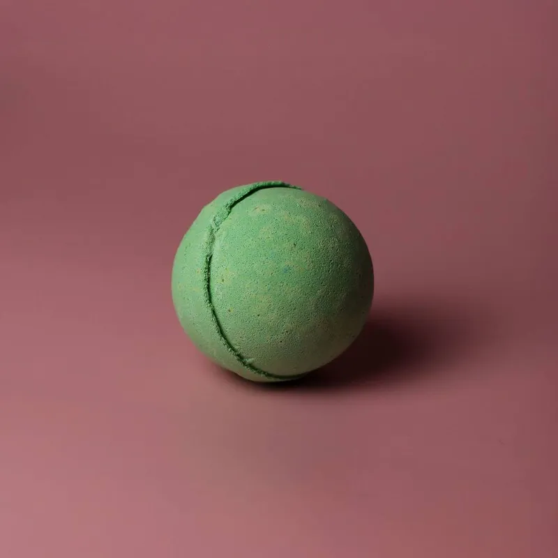 Serenityy Set of 3 Peppermint & Tea Tree Bath Bombs in Green Green