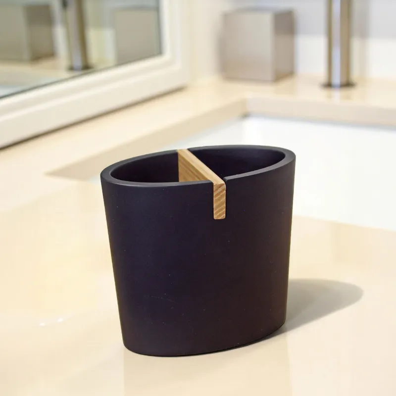 Showerdrape Sonata Black & Bamboo Toothbrush Holder